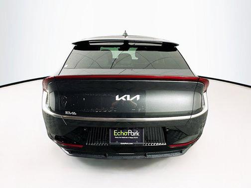 2022 Kia EV6 Wind