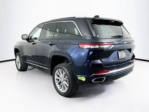 Midnight Sky 2023 Jeep Grand Cherokee 4xe Summit