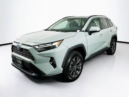 2022 Toyota RAV4 Hybrid XLE Premium