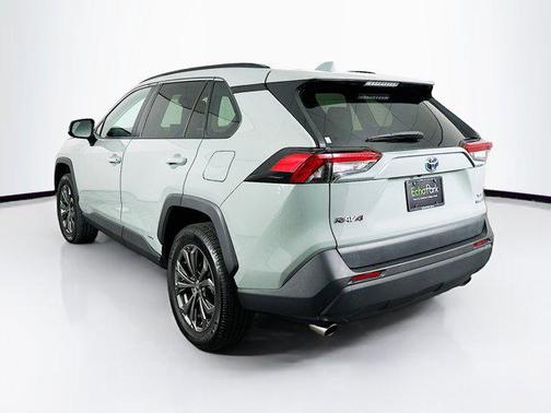 2022 Toyota RAV4 Hybrid XLE Premium
