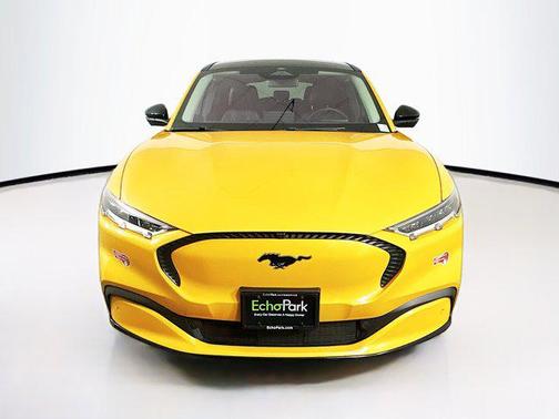 2022 Ford Mustang Mach-E California Route 1