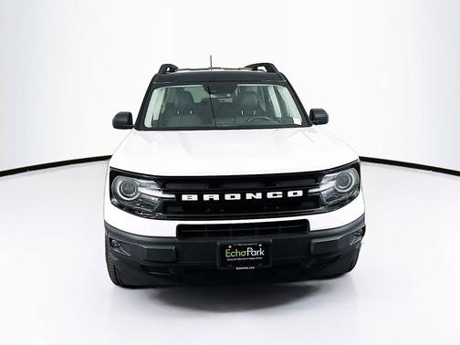 Oxford White 2022 Ford Bronco Sport Outer Banks