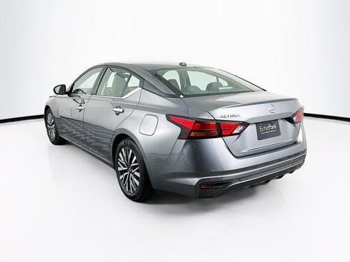 Gun Metallic 2025 Nissan Altima SV FWD