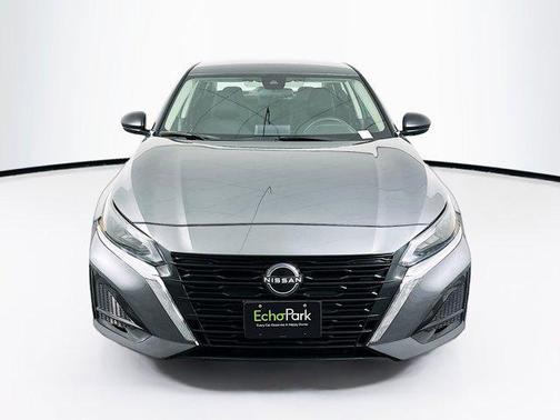 Gun Metallic 2025 Nissan Altima SV FWD