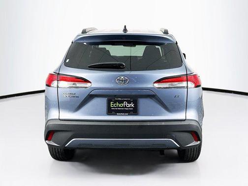 2025 Toyota Corolla Cross LE