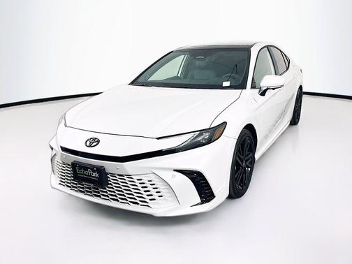 Ice Cap 2026 Toyota Camry LE