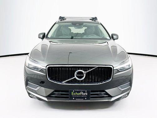 2021 Volvo XC60 T5 Momentum
