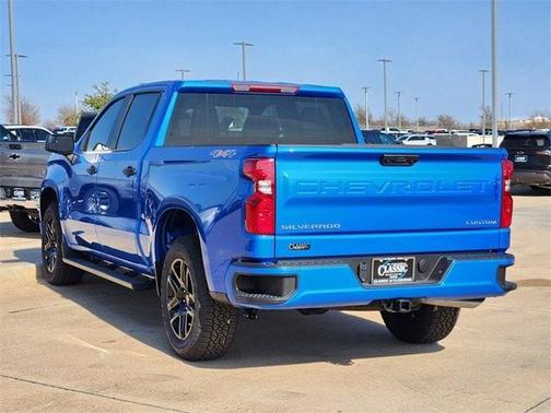 2026 Chevrolet Silverado 1500 Custom