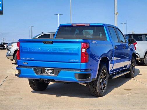 2026 Chevrolet Silverado 1500 Custom