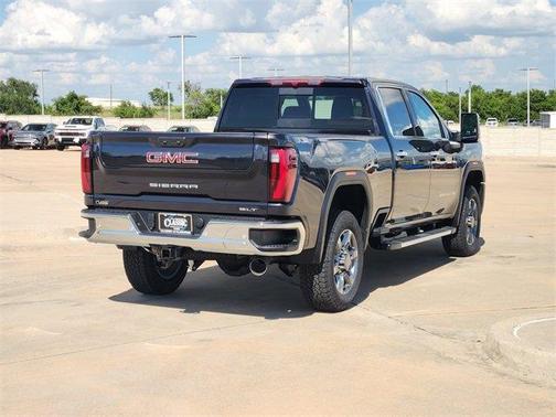 2025 GMC Sierra 2500 SLT