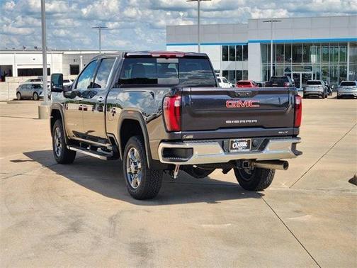 2025 GMC Sierra 2500 SLT
