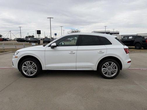2018 Audi Q5 2.0T Premium Plus