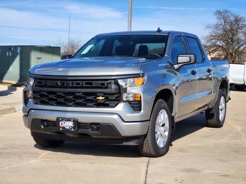 Sterling Gray Metallic 2026 Chevrolet Silverado 1500 Custom