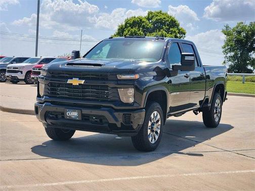 2025 Chevrolet Silverado 2500 Custom
