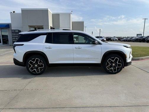 2025 Chevrolet Traverse High Country