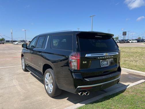 2024 Chevrolet Suburban High Country