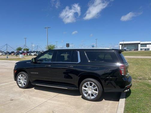 2024 Chevrolet Suburban High Country