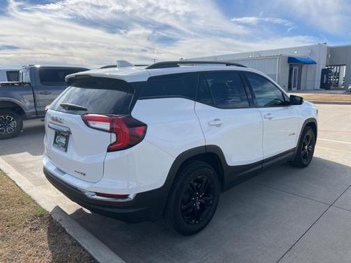 2022 GMC Terrain AT4