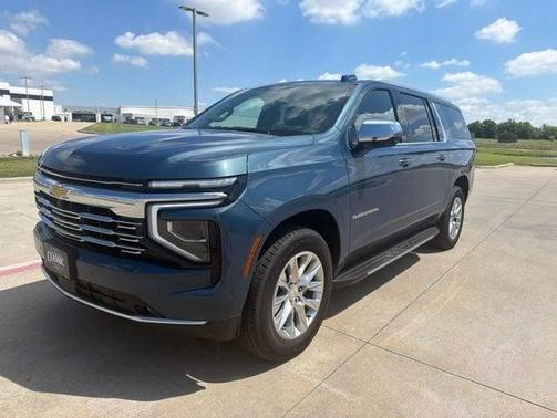 Lakeshore Blue Metallic 2025 Chevrolet Suburban Premier