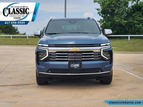 Lakeshore Blue Metallic 2025 Chevrolet Suburban Premier