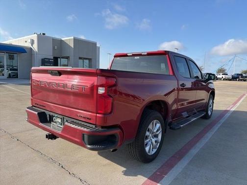 2021 Chevrolet Silverado 1500 Custom