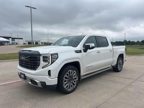 White Frost Tri-Coat 2024 GMC Sierra 1500 Denali Ultimate