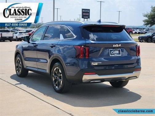 2025 Kia Sorento S