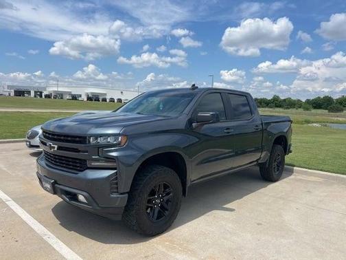 Shadow Gray Metallic 2020 Chevrolet Silverado 1500 RST