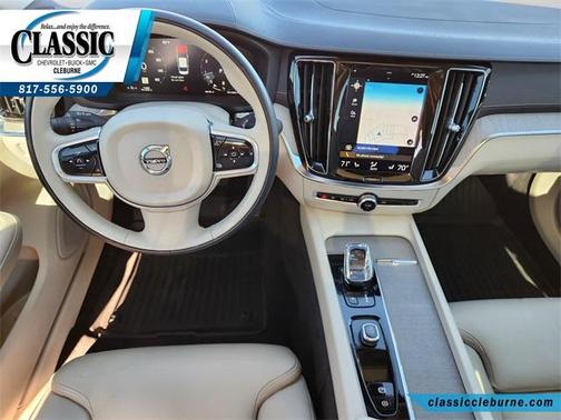 2022 Volvo S60 B5 Inscription