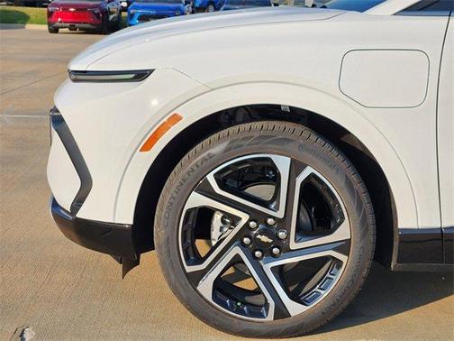 2026 Chevrolet Equinox EV LT 2