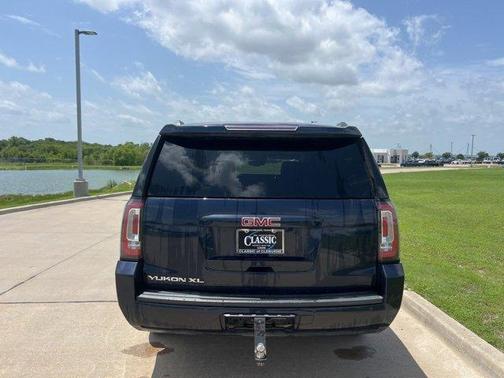 2020 GMC Yukon XL SLT