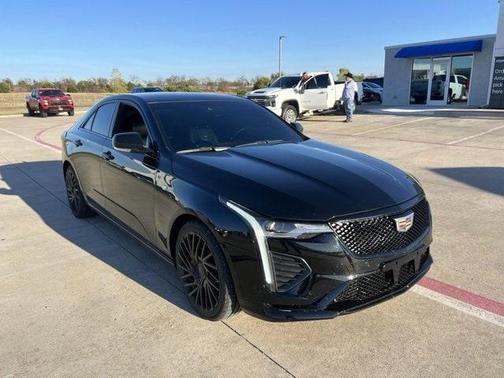 2023 Cadillac CT4 Premium Luxury