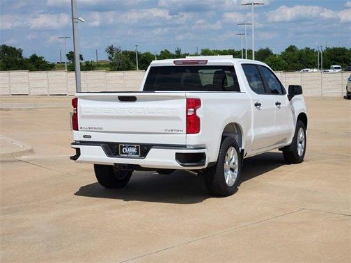 2025 Chevrolet Silverado 1500 Custom