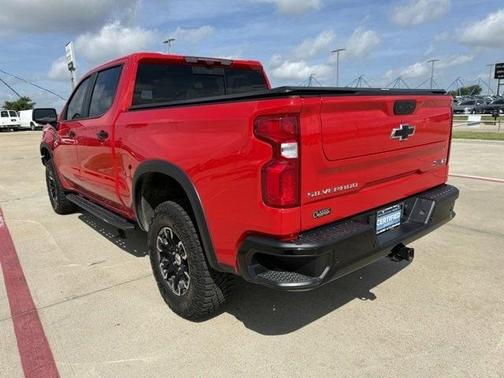 2025 Chevrolet Silverado 1500 ZR2