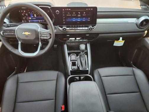 Summit White 2026 Chevrolet Colorado LT