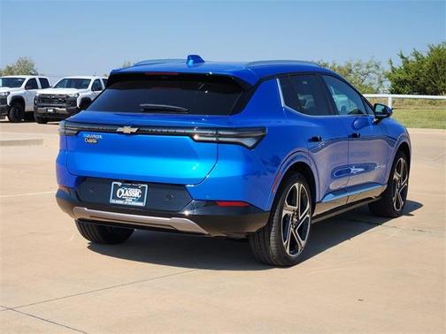 2026 Chevrolet Equinox EV LT 2