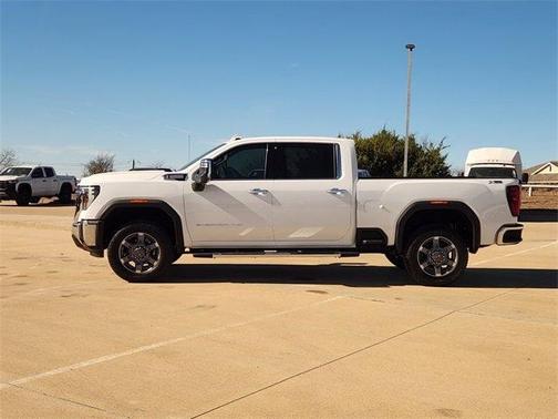 2026 GMC Sierra 2500 SLT