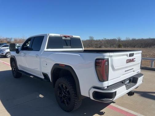 2025 GMC Sierra 2500 AT4