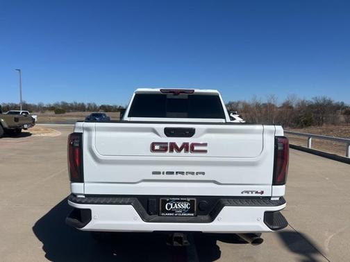 2025 GMC Sierra 2500 AT4