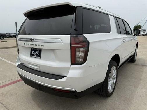 2024 Chevrolet Suburban High Country