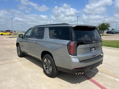 Sterling Gray Metallic 2025 Chevrolet Suburban Z71