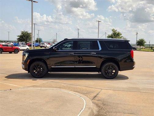 2025 GMC Yukon XL Elevation