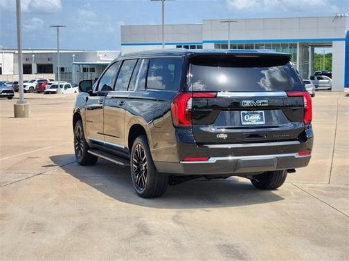2025 GMC Yukon XL Elevation