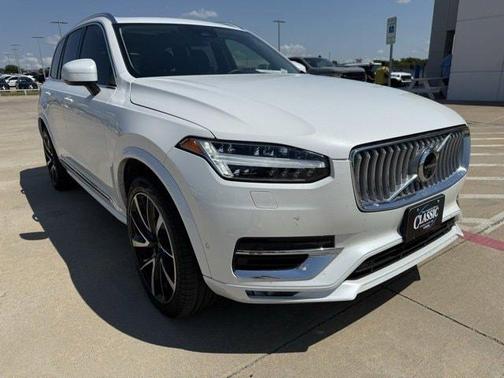 2023 Volvo XC90 B6 Plus 6-Seater