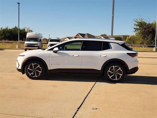 2026 Chevrolet Equinox EV LT 2