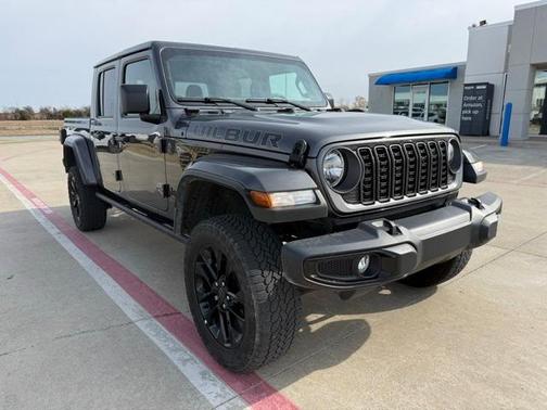 2024 Jeep Gladiator Nighthawk