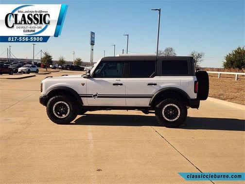 2022 Ford Bronco Base