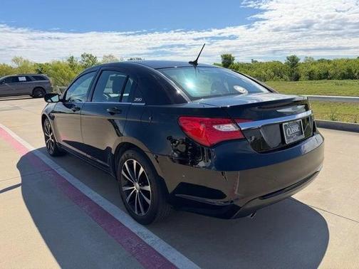 2012 Chrysler 200 Touring