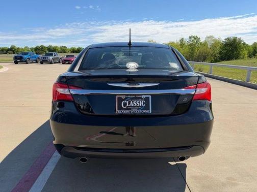 2012 Chrysler 200 Touring