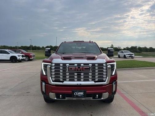 2024 GMC Sierra 2500 Denali